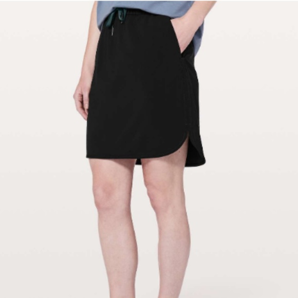 New Listing! Lululemon On The Fly Skirt 21